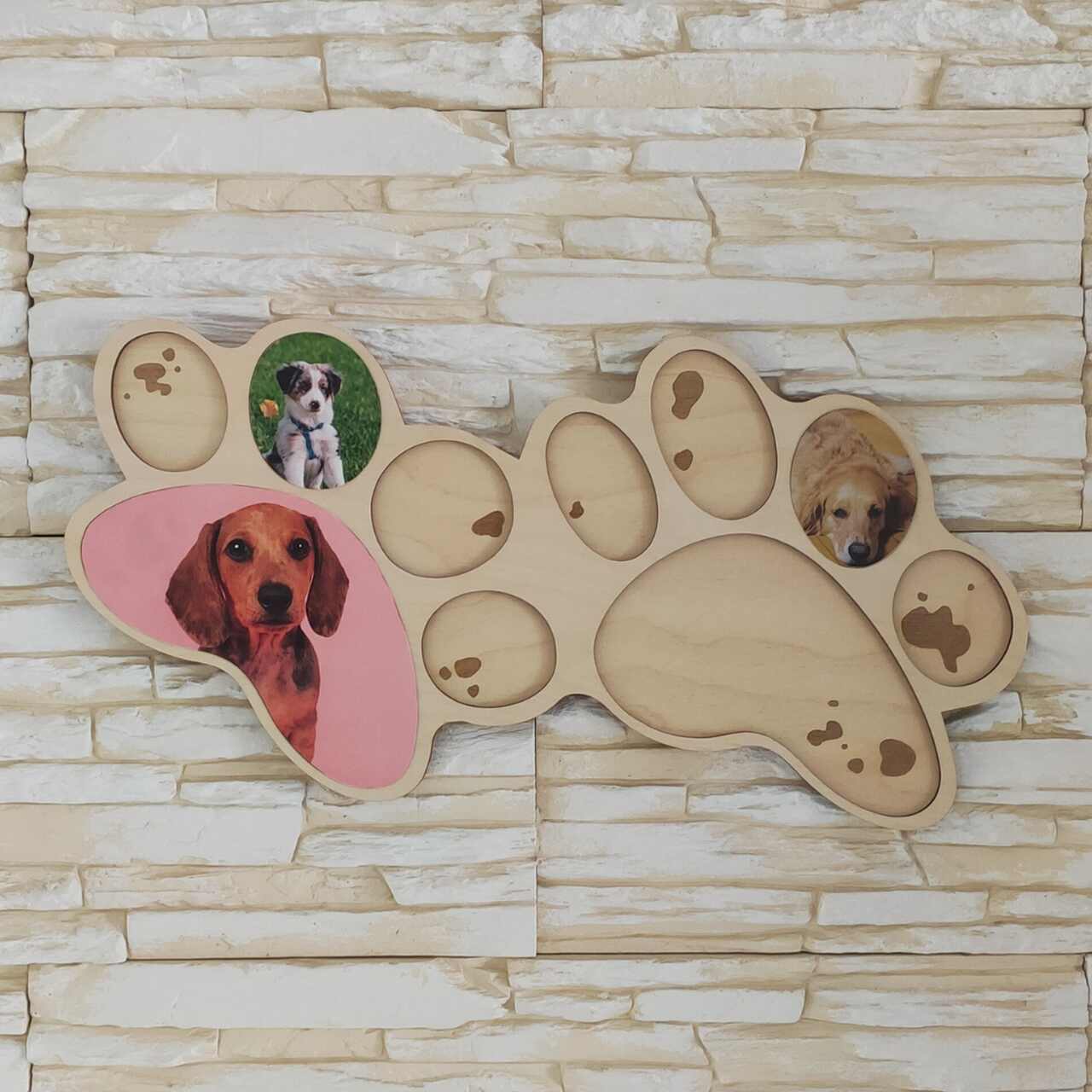 Pfoten-Bilderrahmen aus Holz – Platz für 10 Fotos