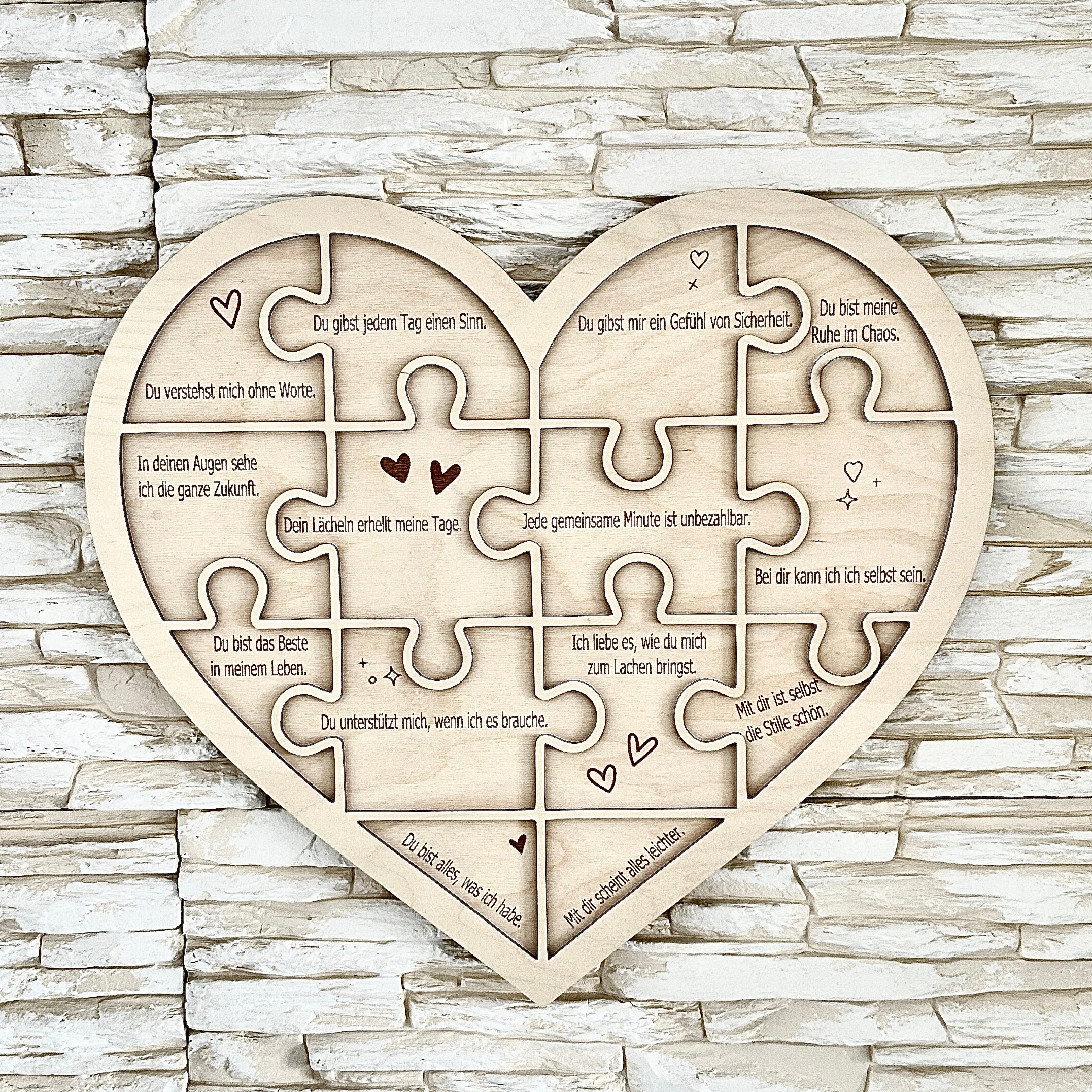 Herzförmiger Rahmen - 14 Gründe zum Verlieben